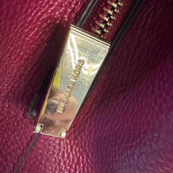 Michael Kors Mercer Gallery Large Leather Satchel & Jet Set Large Wallet EUC - Picture 9 of 16